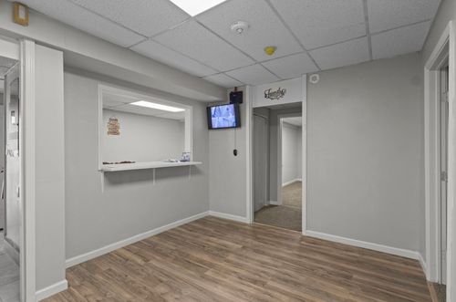 1010 N 16th St, Orange, TX, 77630-3604 | Card Image