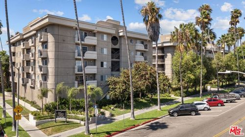 304-345 S Alexandria Ave, Los Angeles, CA, 90020-2690 | Card Image