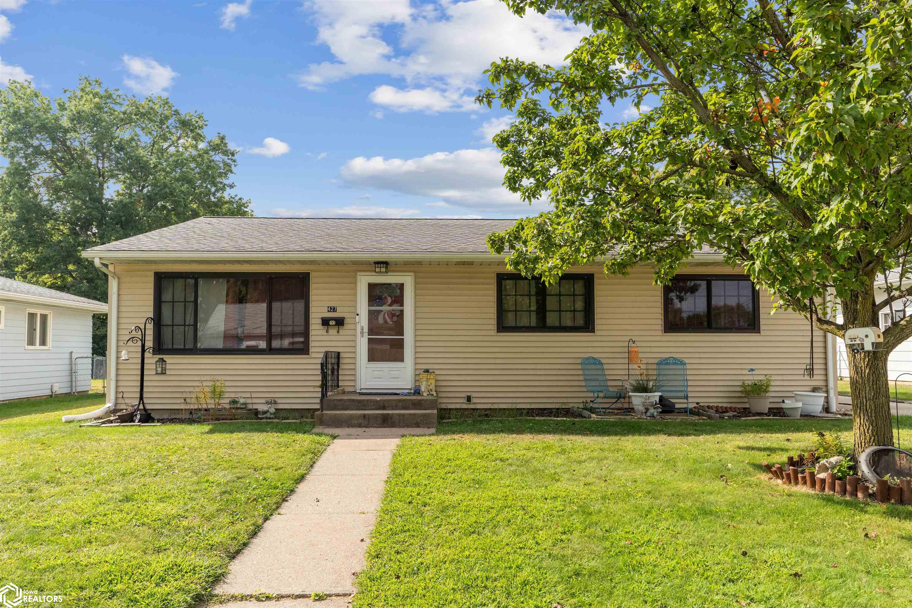 Denmark St, Burlington, IA 52601