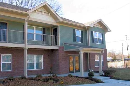 3202 Margee Dr, LOUISVILLE, KY, 40216-3496 | Card Image