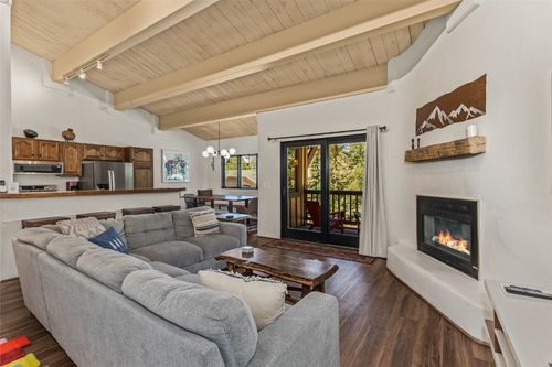 212-2315 Apres Ski Way, Steamboat Springs, CO, 80487-9007 | Card Image