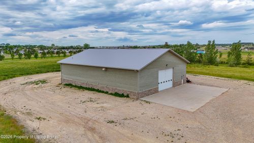 1111 21st Street E, Dickinson, ND, 58601 | Card Image