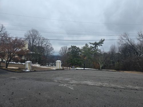 1521 Sunset Dr, Signal Mountain, TN, 37377-2953 | Card Image