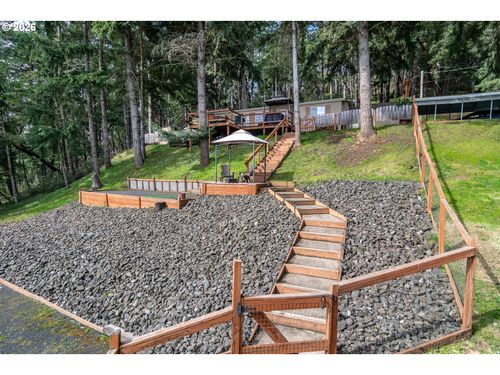 1256 Westview Dr, Roseburg, OR, 97471 | Card Image