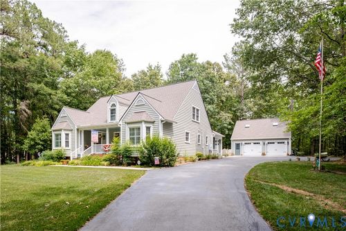 15442 Pine Green Ln, Montpelier, VA, 23192-2325 | Card Image