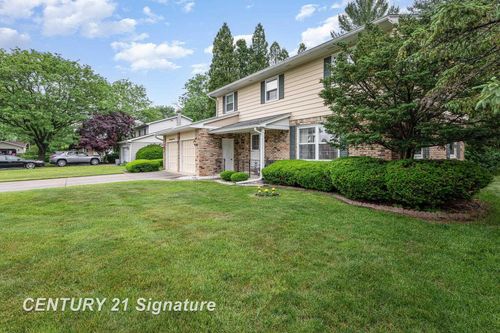 211 Holbrook Ln, Saginaw, MI, 48638-6217 | Card Image