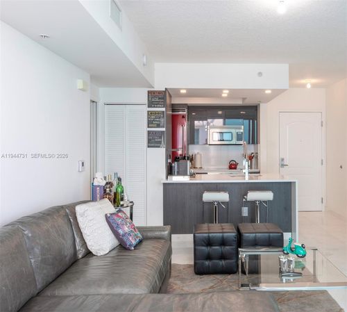 apt-1722-110 Washington Ave, Miami Beach, FL, 33139-7224 | Card Image