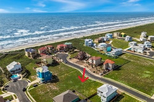 130 Sea Air Ln, Port Aransas, TX, 78373-5080 | Card Image