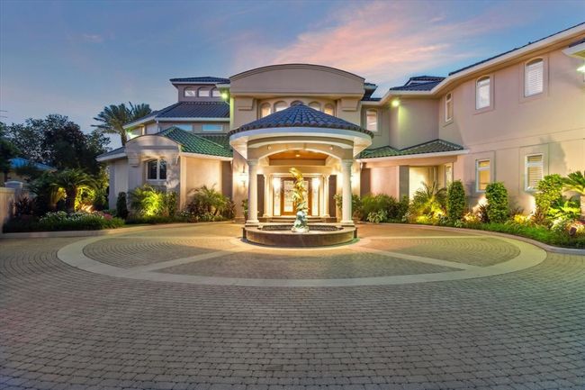 112 Bayou Ln, House other with 5 bedrooms, 10 bathrooms and 4 parking in Kemah TX | Image 4