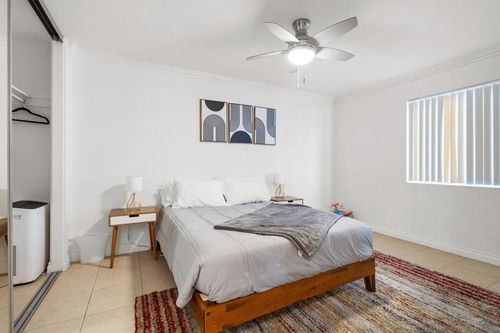 unit-4-615 9th St, Imperial Beach, CA, 91932-1549 | Card Image