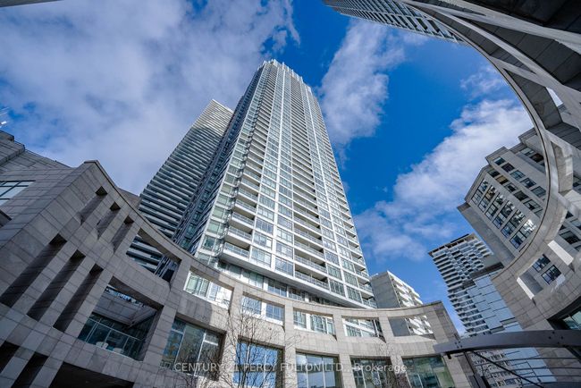 706 - 2191 Yonge St, Condo with 1 bedrooms, 1 bathrooms and null parking in Toronto ON | Image 4