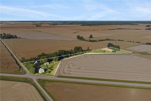 10670 N 900th St, Martinsville, IL, 62442-2826 | Card Image