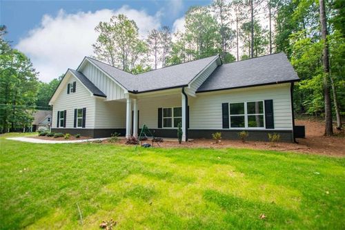 5525 Belle Meade Dr, Villa Rica, GA, 30180-8694 | Card Image