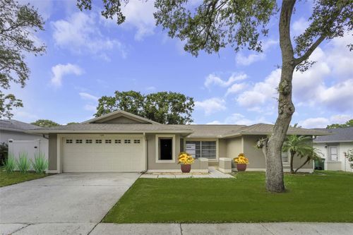 105 Timberview Dr, SAFETY HARBOR, FL, 34695-4735 | Card Image