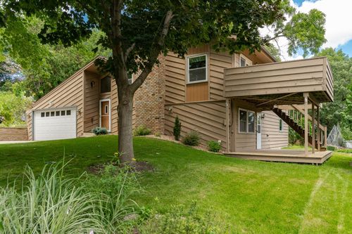 2005 Hill Pl Sw, Rochester, MN, 55902-1137 | Card Image