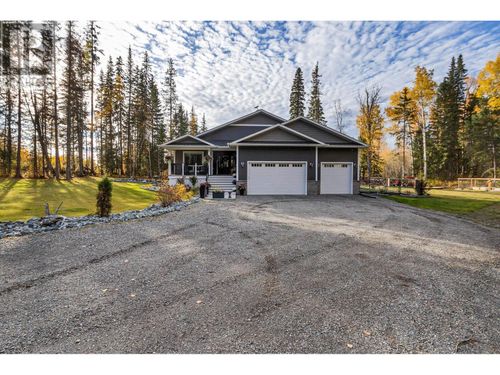 8458 Westcrest Dr, Prince George, BC, V2M7C8 | Card Image
