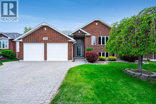 210 Dieppe Cres, Kingsville, ON, N9Y4B9 | Card Image