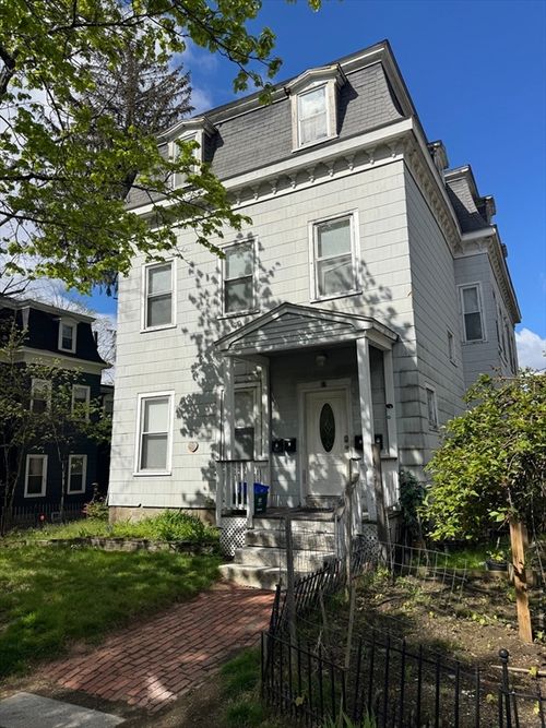 37 Oak Ave, Worcester, MA, 01605-2770 | Card Image