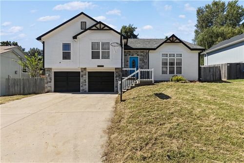 1604 S 105th St, Edwardsville, KS, 66111-3494 | Card Image
