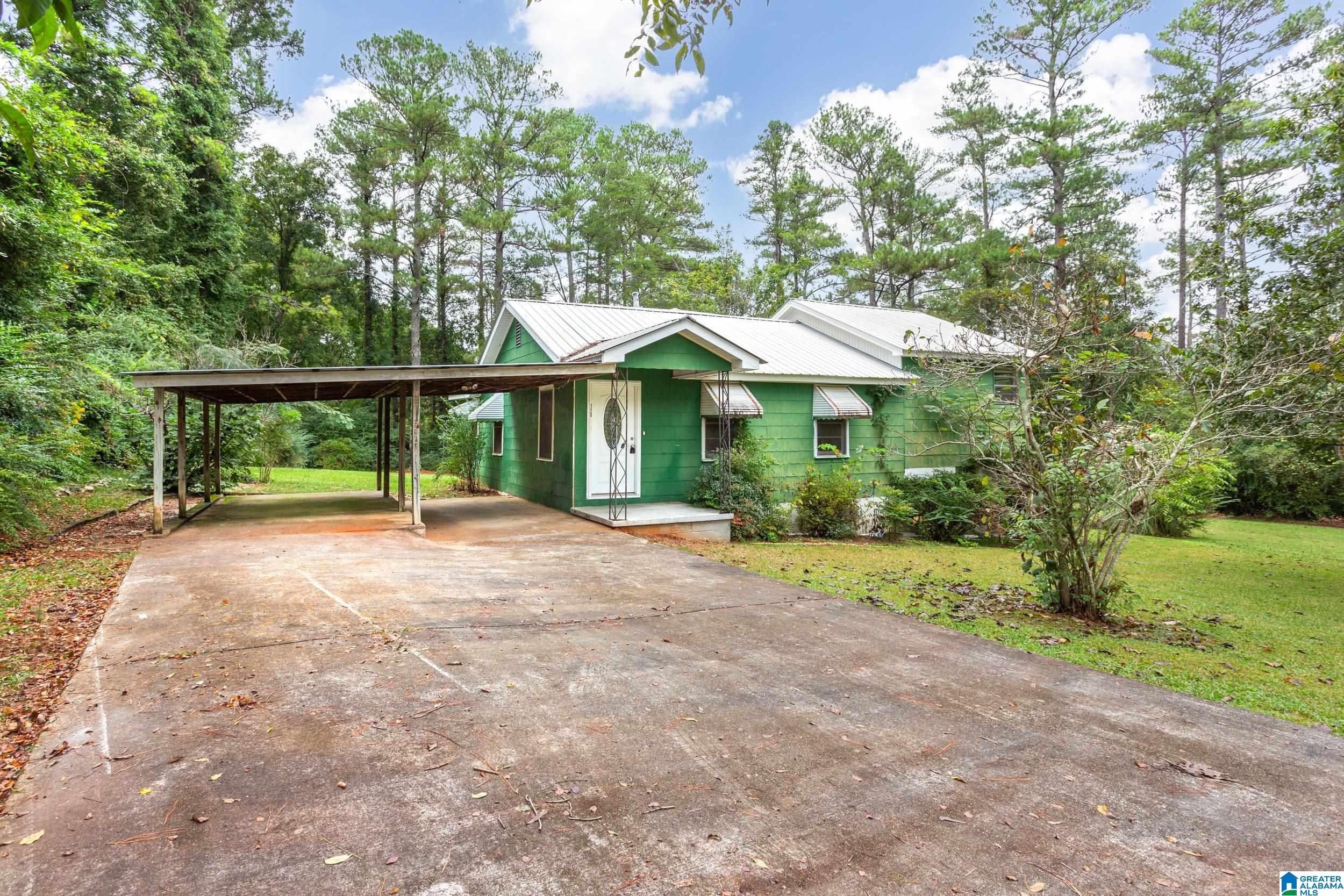 Barker St, Anniston, AL 36206