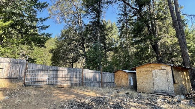 Sheds at garden site and second gate | Image 37