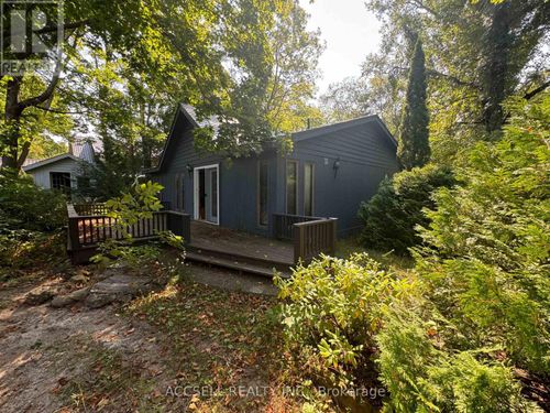 31 Barrie Ave, Sauble Beach, ON, N0H2G0 | Card Image