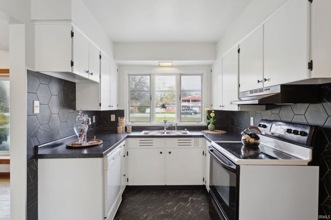 53184 Ironwood Rd, House other with 2 bedrooms, 1 bathrooms and null parking in South Bend IN | Image 9