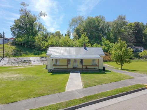 123 Cleveland Rd, Lebanon, VA, 24266-6747 | Card Image