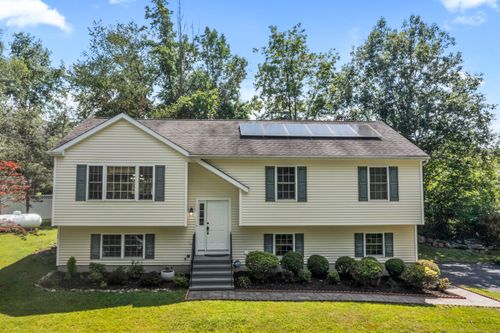 24 Ken Oaks Dr, Danbury, CT, 06810-7228 | Card Image