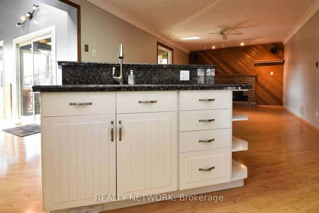 14 Ingrid Crt, House other with 6 bedrooms, 4 bathrooms and 1 parking in Hamilton ON | Image 12