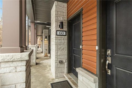 60-2 Willow St, Paris, ON, N3L0K7 | Card Image