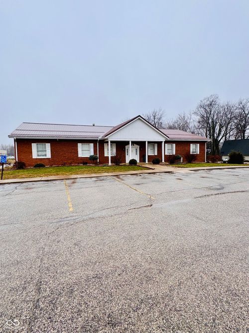 2125 E State Highway 54, Linton, IN, 47441-9407 | Card Image