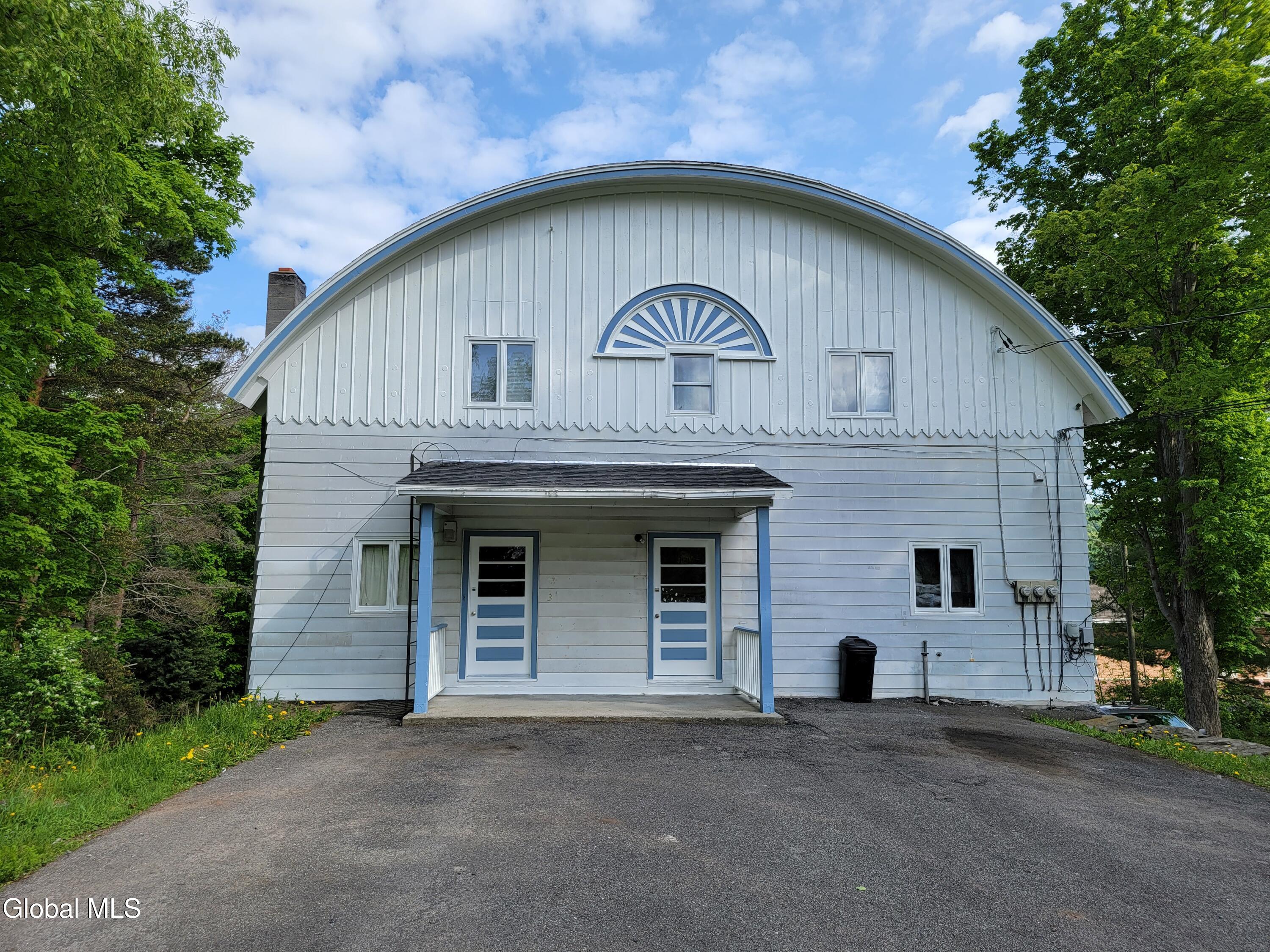 7 Holly Tree Rd, Stamford, NY 12167