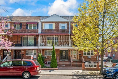 10516 Flatlands 4th Street, New York, NY, 11236 | Card Image