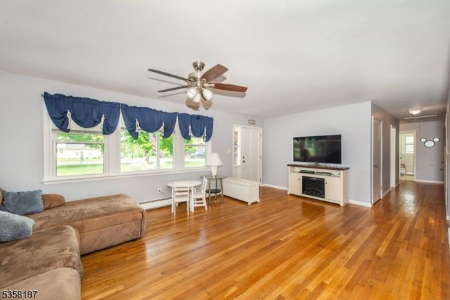 11 Deerfield Dr, House other with 3 bedrooms, 3 bathrooms and null parking in Franklin NJ | Image 8