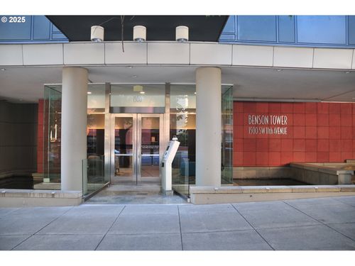 1500 Sw 11th Ave, Portland, OR, 97201-3532 | Card Image