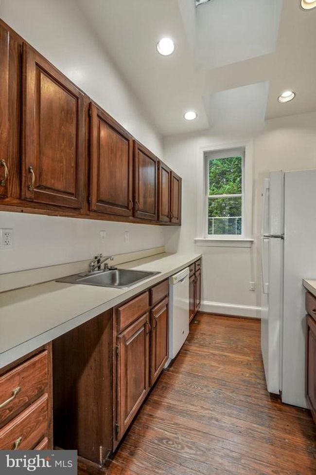 APT-7 - 3333 N St Nw, Condo with 2 bedrooms, 3 bathrooms and null parking in WASHINGTON DC | Image 14