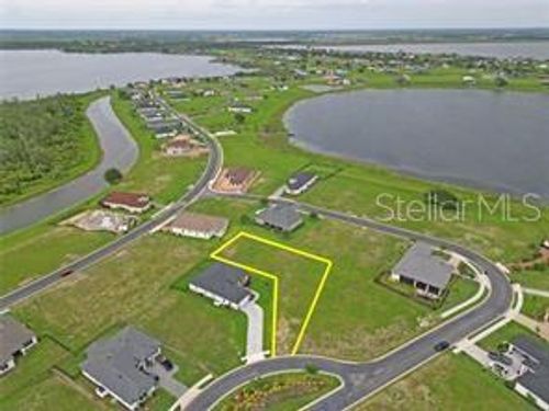 330 Spinnaker Ct, AUBURNDALE, FL, 33823-2150 | Card Image