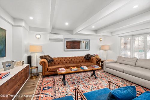 1-901 E Hyman Ave, Aspen, CO, 81611-2033 | Card Image