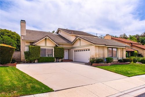 13792 Christian Barrett Drive, Moorpark, CA, 93021 | Card Image
