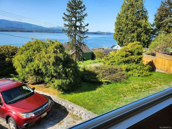 367 Pine St, House other with 3 bedrooms, 2 bathrooms and 2 parking in Alert Bay BC | Image 7