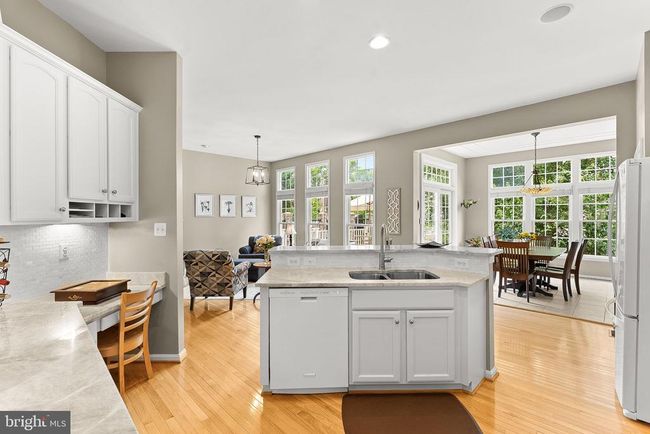 19101 Icehouse Ter, Townhouse with 3 bedrooms, 4 bathrooms and null parking in Lansdowne VA | Image 23