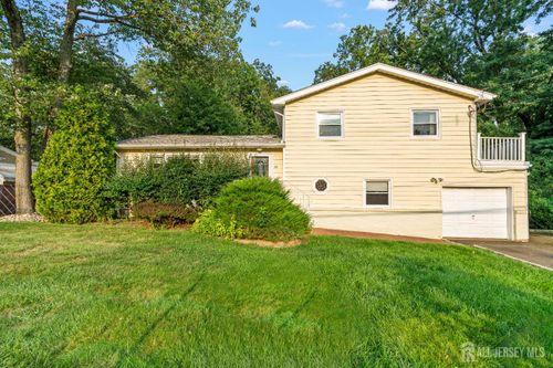 20 Valley Vale Dr, Old Bridge, NJ, 08857-2630 | Card Image