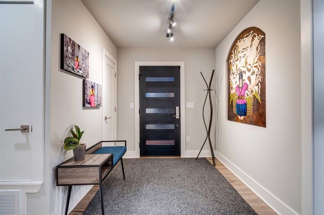 11 Sunset Trl, House other with 3 bedrooms, 3 bathrooms and 12 parking in Sunset Valley TX | Image 10