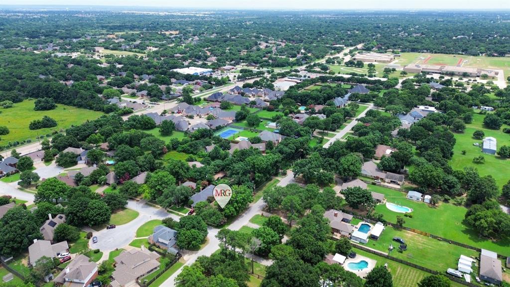 Foxfire Dr, Arlington, TX 76017