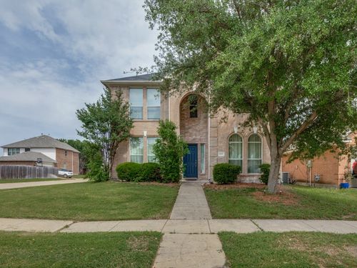 6701 Kinross Dr, Arlington, TX, 76002-5570 | Card Image