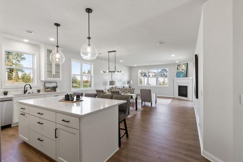 20106 Glanville Way, Lakeville, MN, 55044 | Card Image