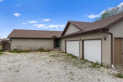 558 County Road 1000, House other with 3 bedrooms, 2 bathrooms and 5 parking in Tolono IL | Image 3