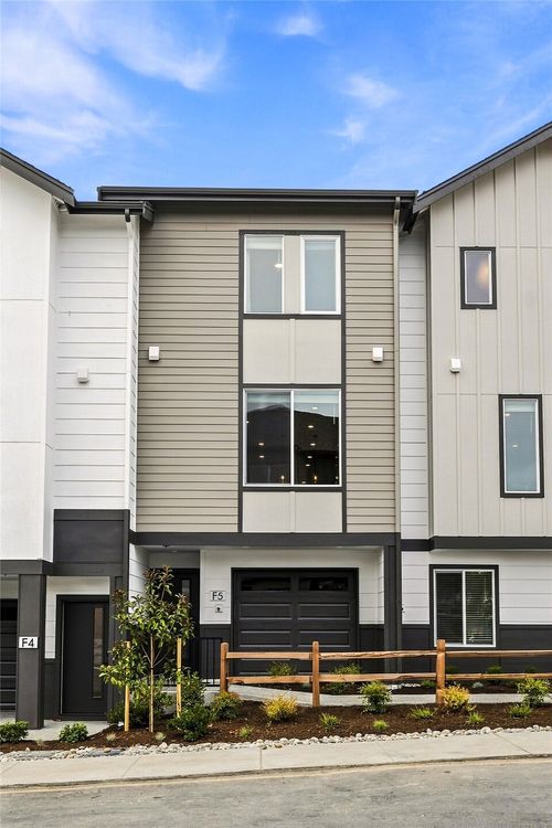 g2-16202 Manor Way, Lynnwood, WA, 98087-6770 | Card Image