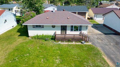 209 Brandon Rd, Hoyt Lakes, MN, 55750-1201 | Card Image